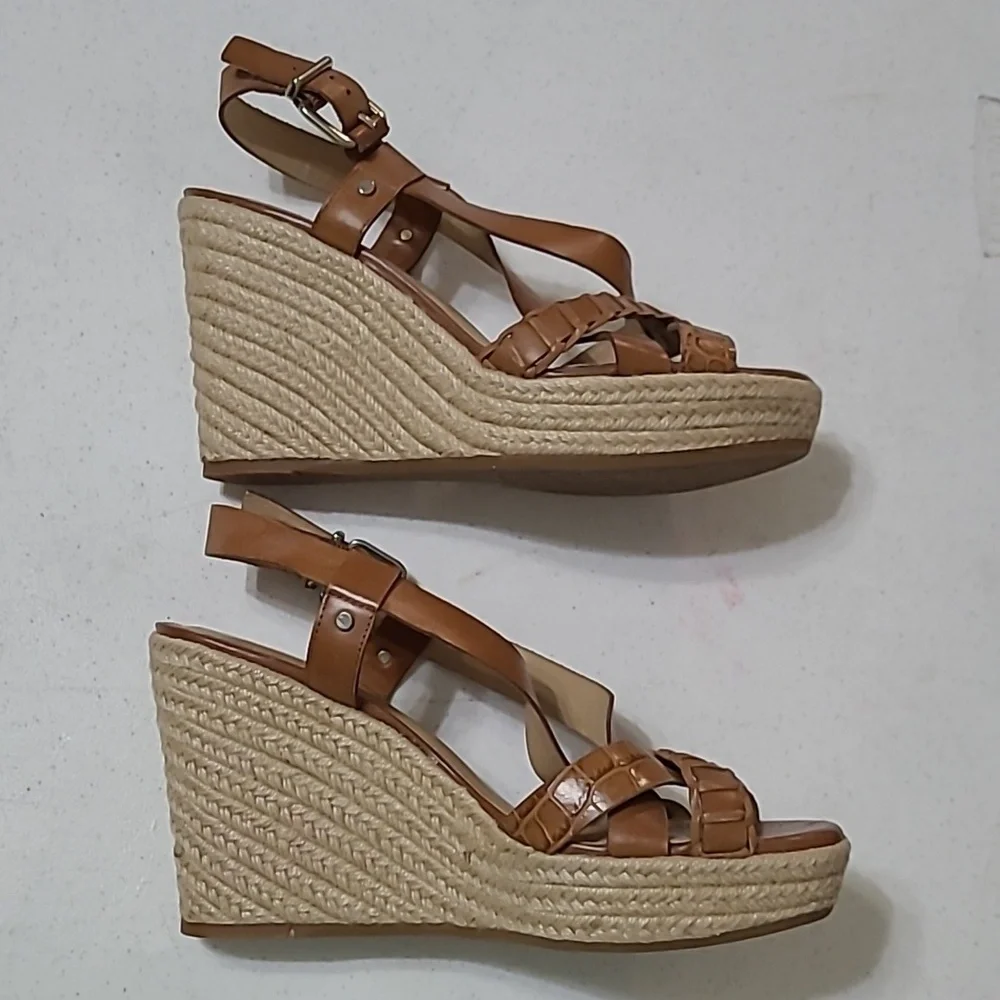 Antonio Melani strappy platform wedge sandals size 8.5